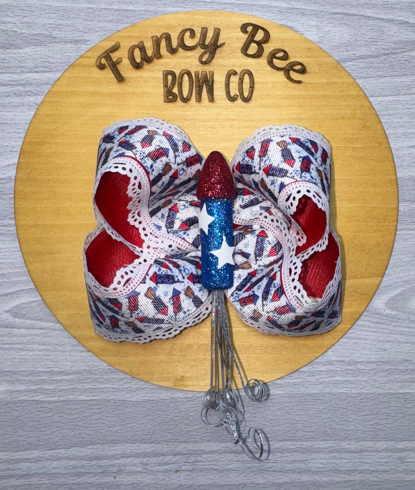 Firecracker Queen Style Bow