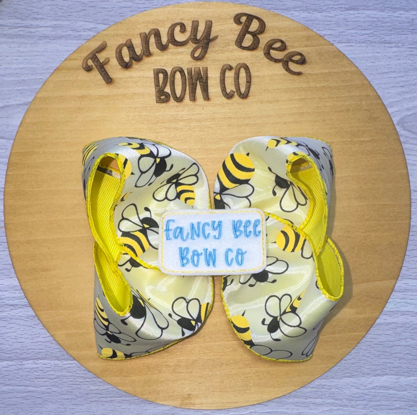 World Bee Day Queen Bow Exclusive!