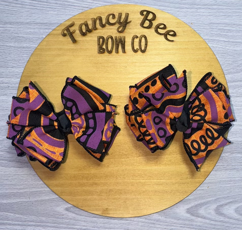 Spooky Beehive Style Piggies