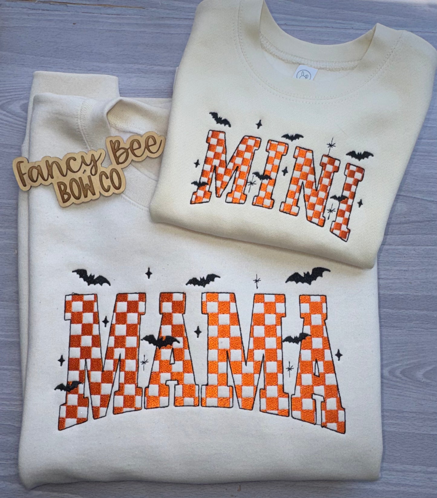 Checkered Bats Embroidered Sweatshirt or T-shirt