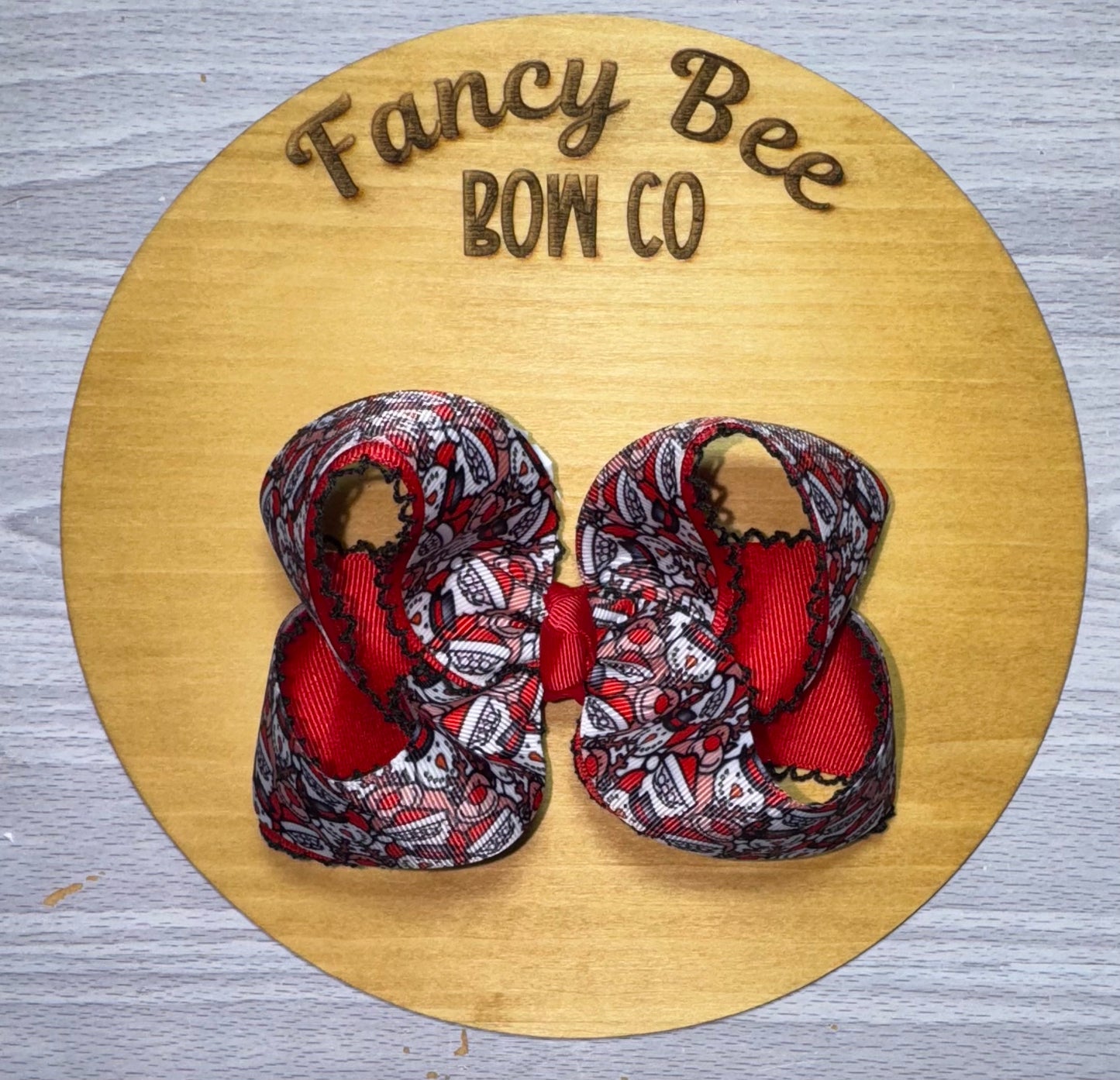 Santa & Friends Sugar Bee Style Bow